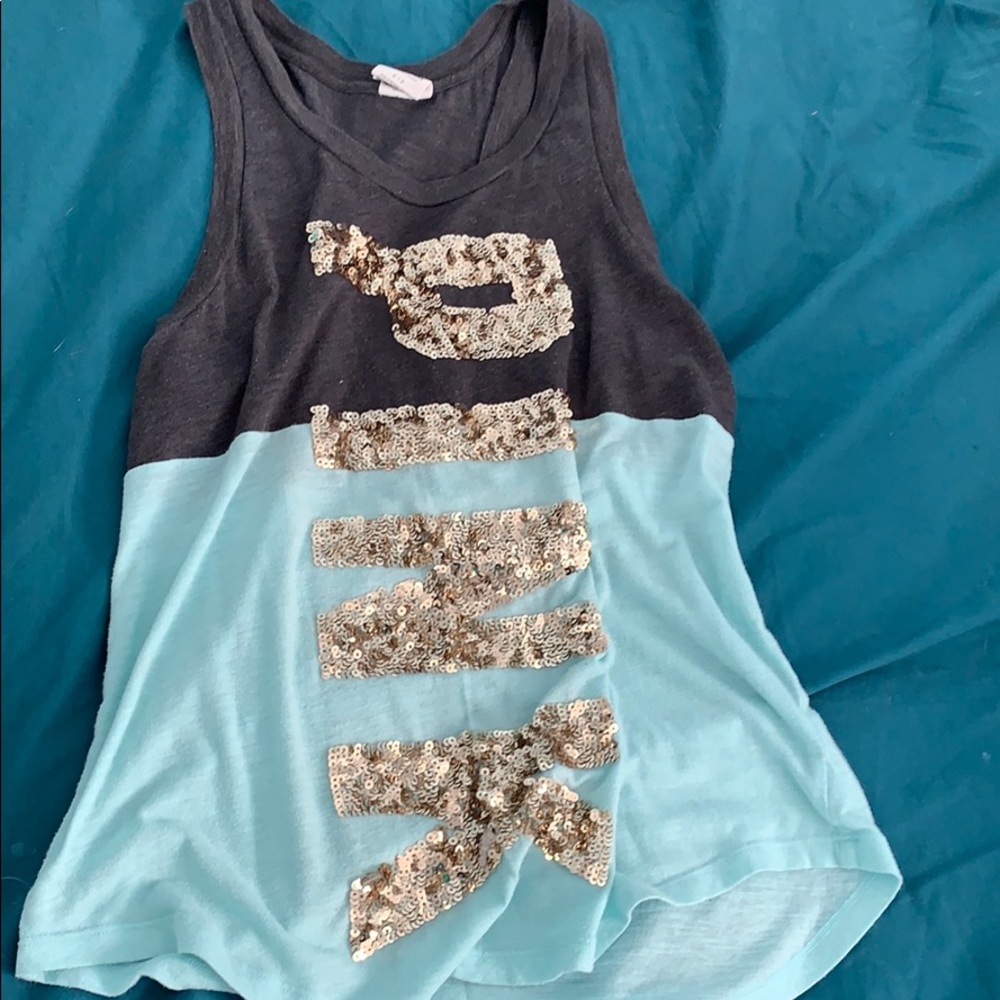 VS pink tank top